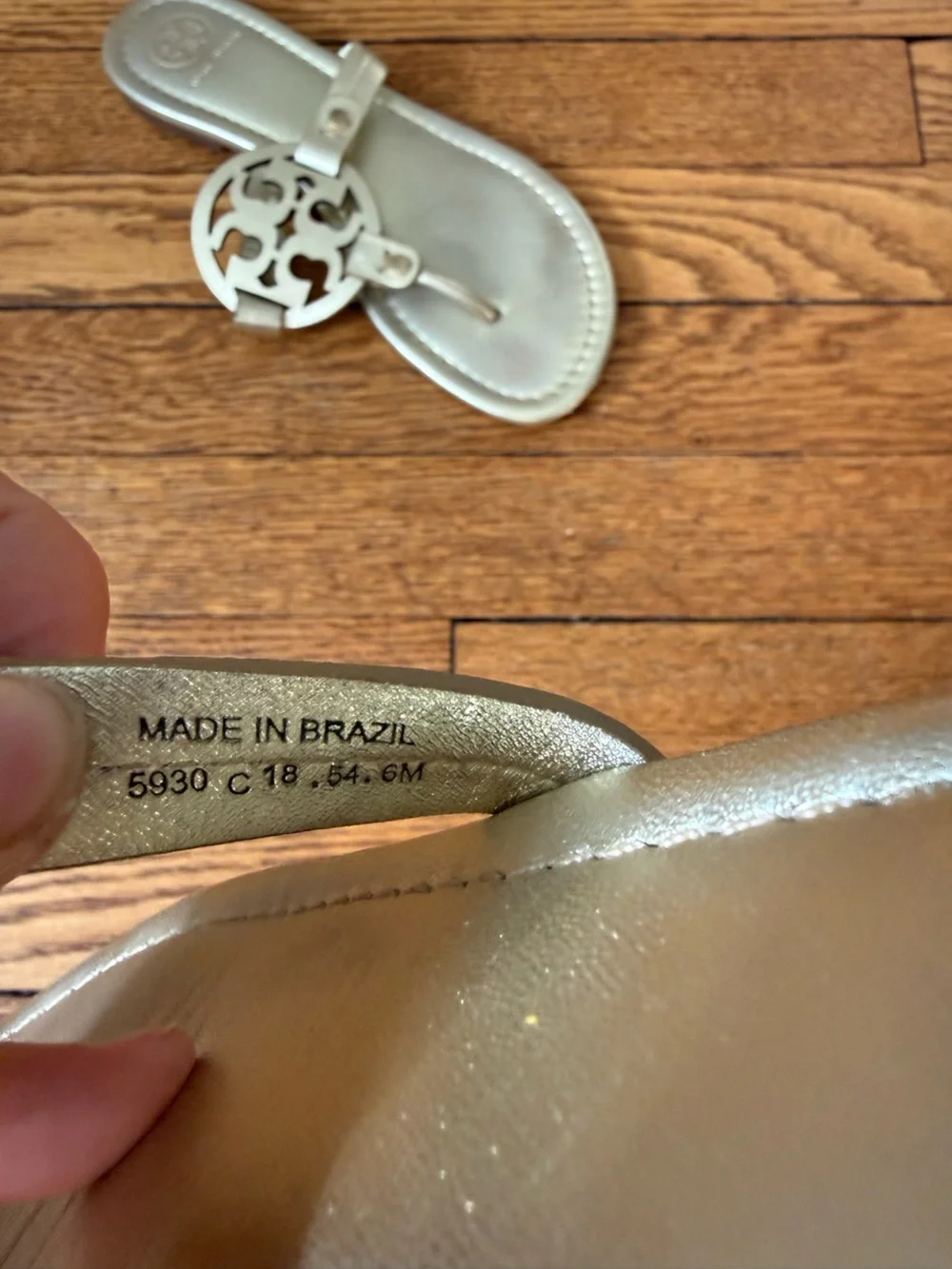 Tory Burch Metallic Gold Miller Logo Thong Sandals - Size 6